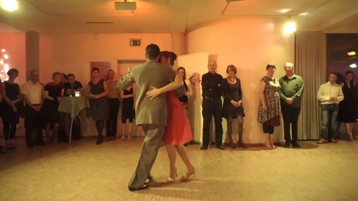 Show Diana del Valle und Juan Camerlingo tanzen zu No Esta von Carlos di Sarli bei “Tango am Meer” April 2016